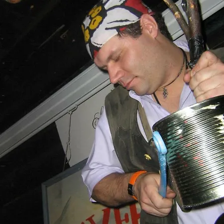 Hotel Party Taverne 3*